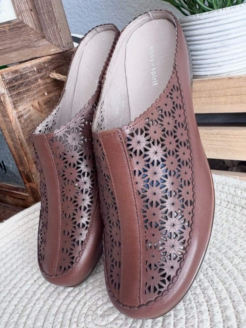 Easy spirit leather perforated floral design mules